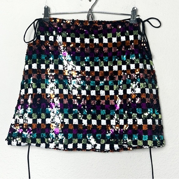 NWT AMYLYNN Sequin Mini Check Skirt - Picture 2 of 9